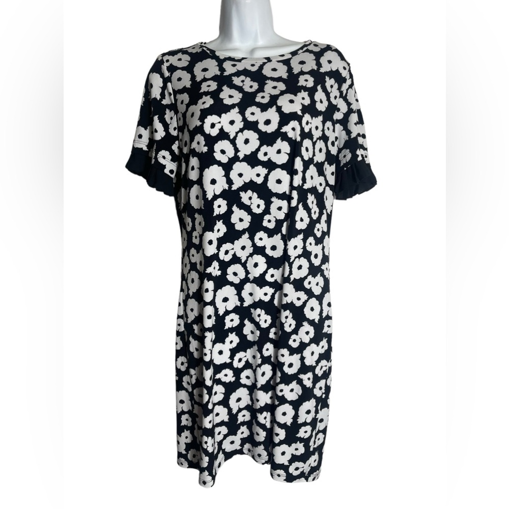Michael Kors dress size medium black and white floral shift dress 🖤🤍🖤‎